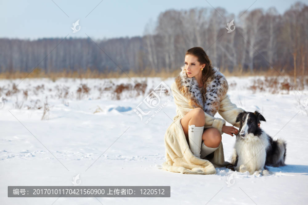 女人與狗戶外