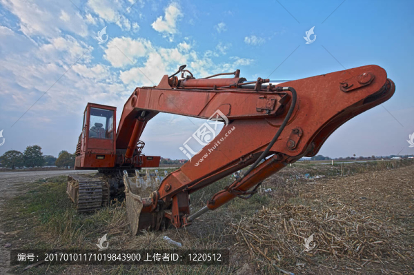 舊挖掘機(jī)-匯圖網(wǎng) www.fosd68.com 舊挖掘機(jī)