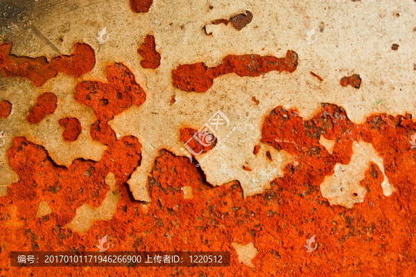 用生銹的鋼。