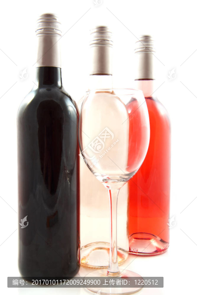 三瓶酒
