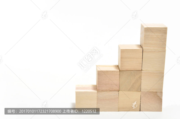 方塊樓梯。（白色背景）
