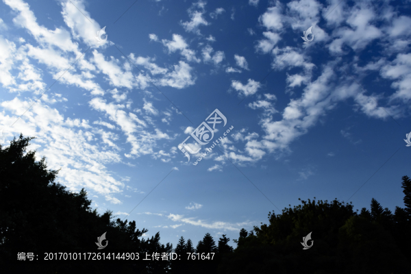 藍天白云