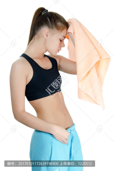 女孩用毛巾肖像