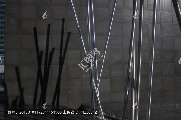 管04