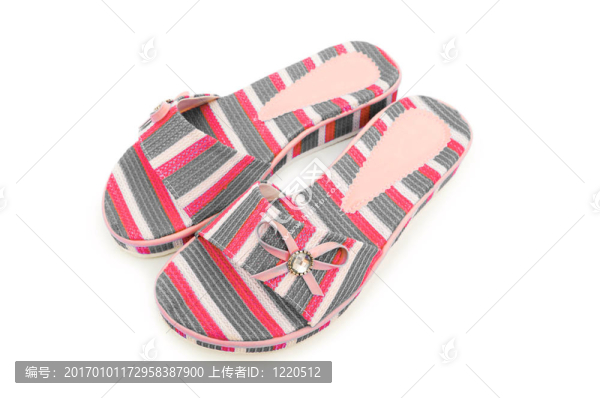 白色夏日鞋