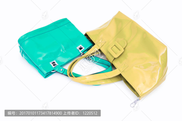 白色典雅女子包
