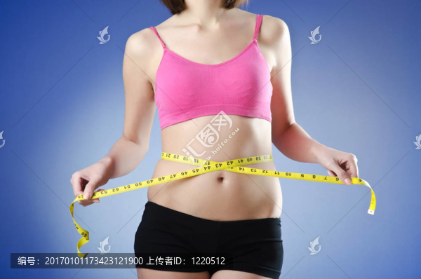 年輕女士節(jié)食概念