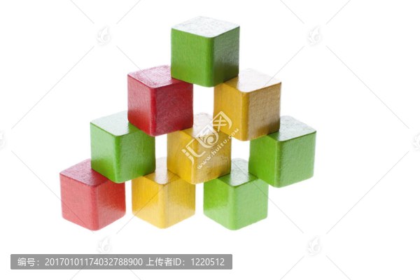 木立方體金字塔