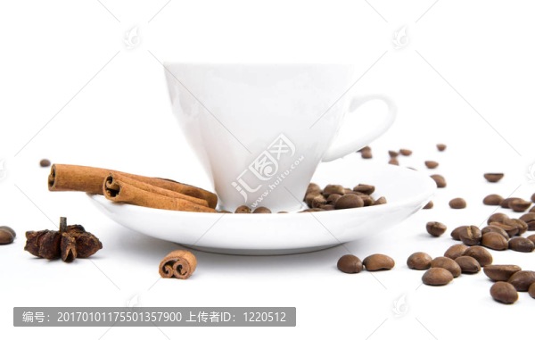 一杯咖啡和桂皮皮
