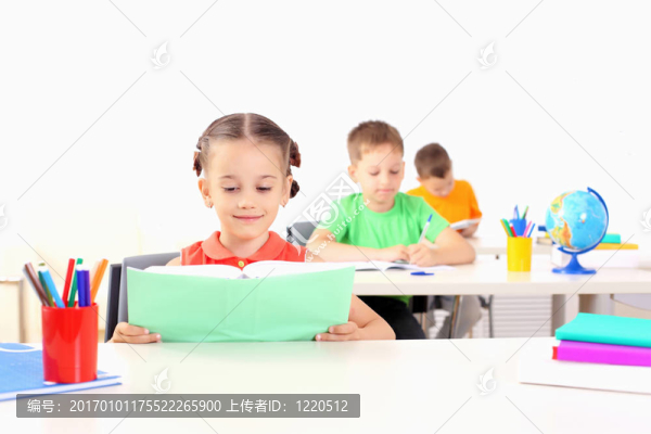 一個年輕女孩的肖像