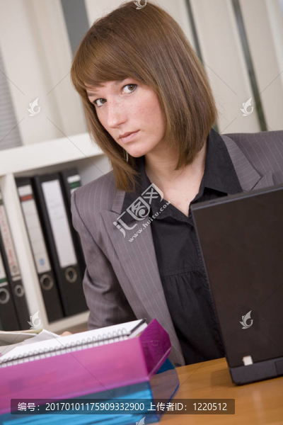 婦女辦公室工作
