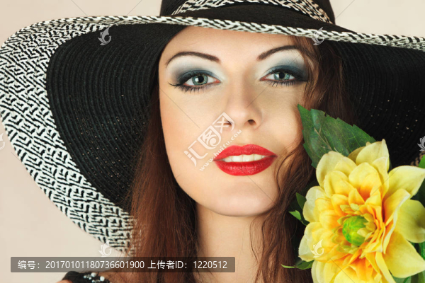 女人與花