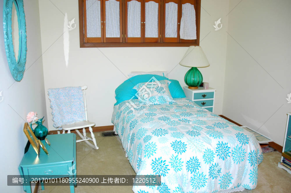 客人臥室。