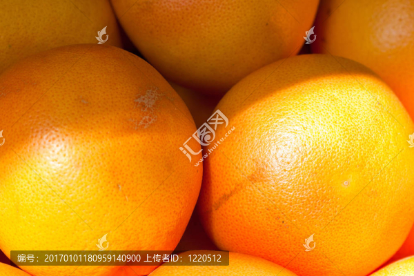非常成熟多汁明亮的橙色葡萄柚-匯圖網(wǎng) www.fosd68.com 非常成熟多汁明亮的橙色葡萄柚