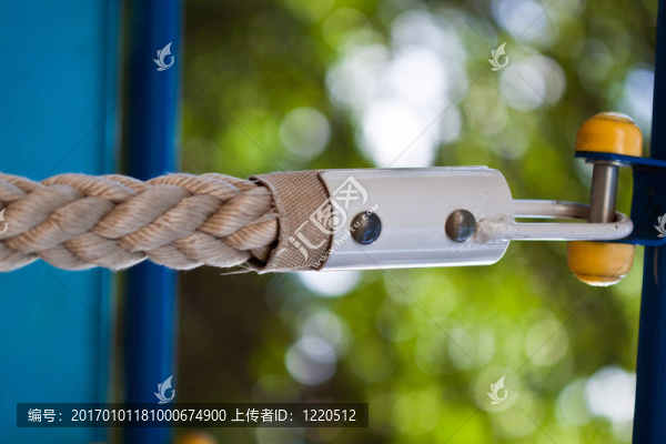 鋼絲繩與金屬掛鉤的牢固緊固