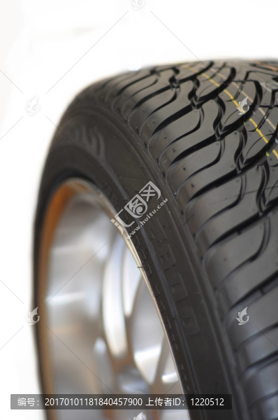 低姿態(tài)車輪