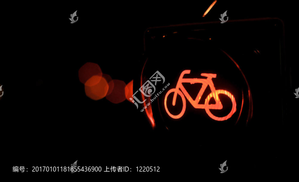 交通燈的自行車