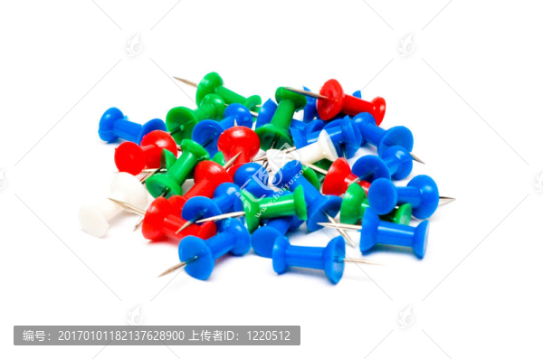 彩色塑料推銷孤立在白色