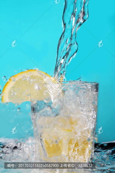 雞尾酒檸檬