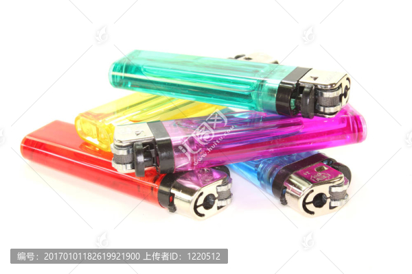 五顏六色的打火機