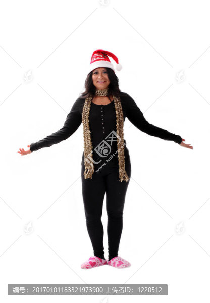 可愛的拉丁女孩在圣誕老人的帽子