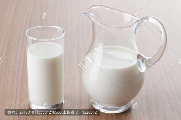 牛奶罐