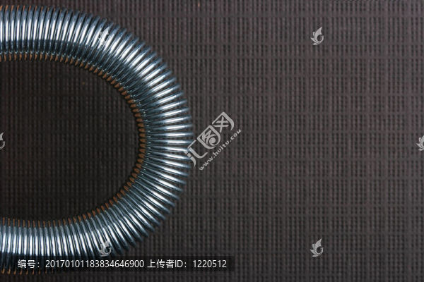 金屬?gòu)椈? title=