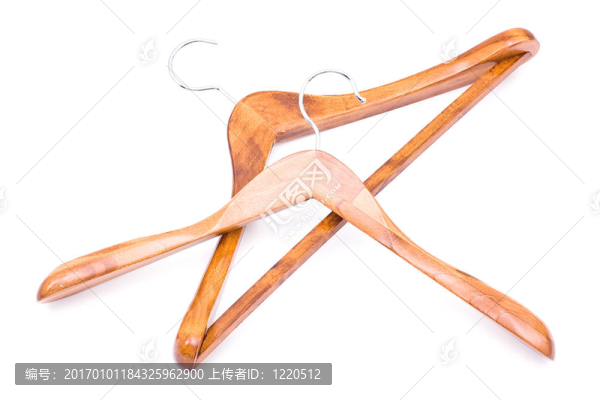 兩個(gè)衣架-匯圖網(wǎng) www.fosd68.com 兩個(gè)衣架