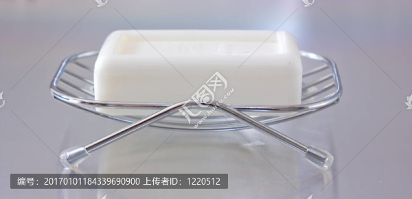 白色的肥皂