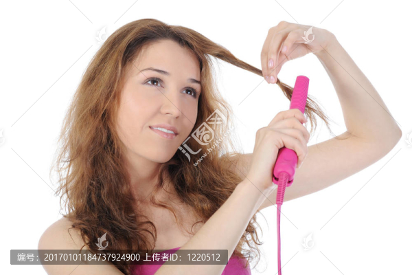 美麗的黑發(fā)梳頭發(fā)。