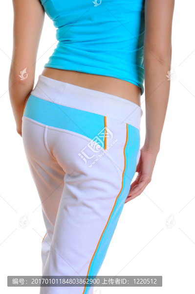 穿運動服的女孩轉身