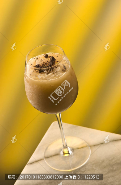 黑太子的雞尾酒-匯圖網(wǎng) www.fosd68.com 黑太子的雞尾酒