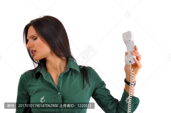 在打電話