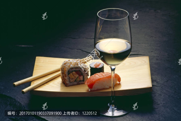 壽司和酒