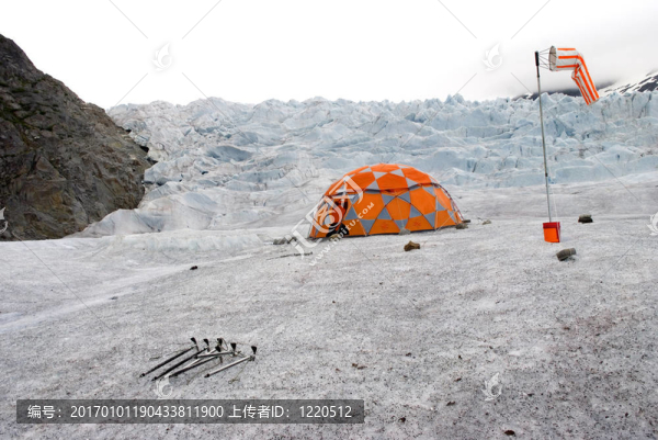 Mendenhall,Glacier,`營(yíng)地
