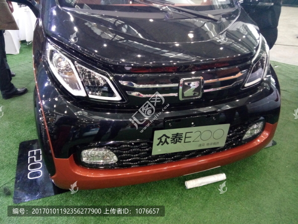 電動車