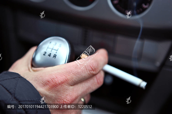 禁止在所有車輛吸煙