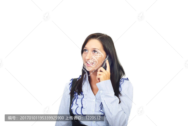 快樂女人通過手機(jī)通話