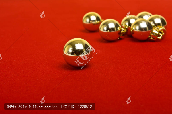 金色的球