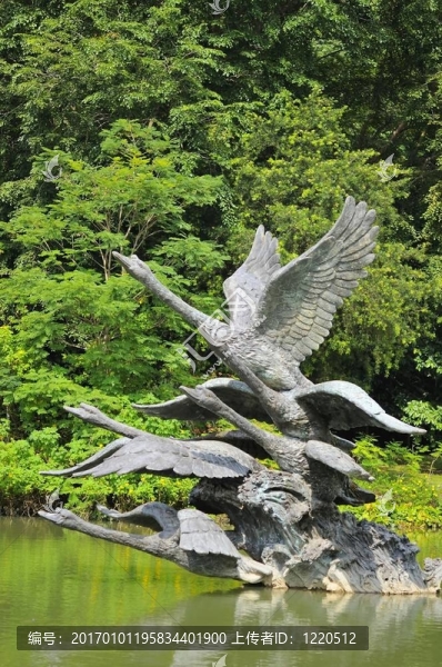金屬天鵝雕塑