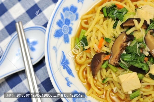 素菜湯面條