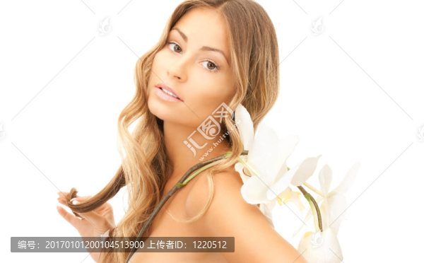 美麗的女人與白色的花