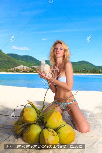 海灘上的女人