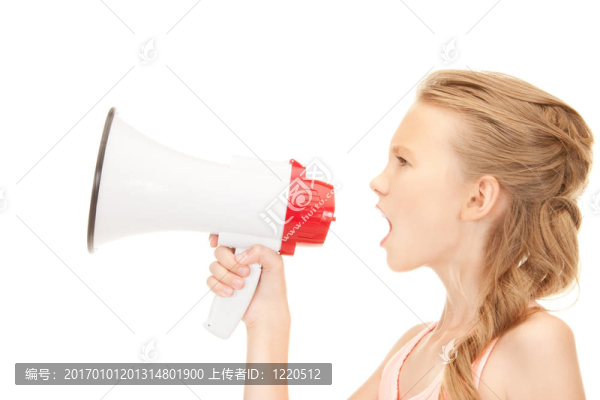 女孩用擴音器