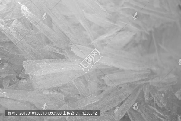 非常淺的冰晶的特寫