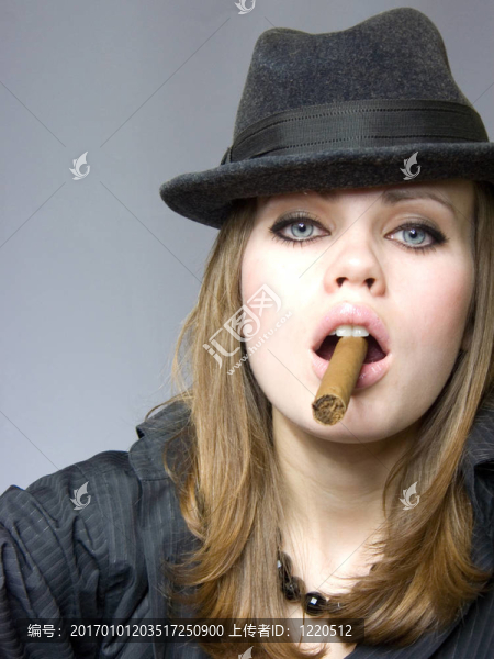 不吸煙的女士