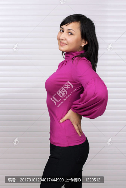年輕漂亮的女孩