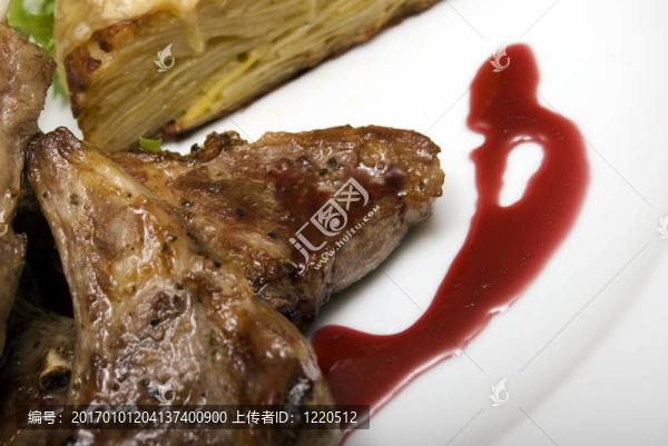 白盤子煎肉