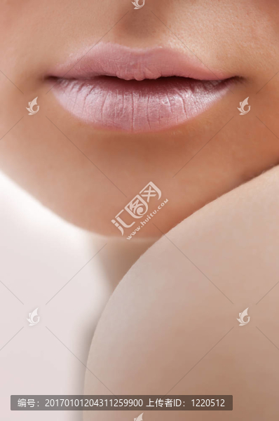 年輕的女人