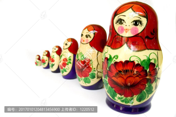 一組俄羅斯娃娃的股票照片。